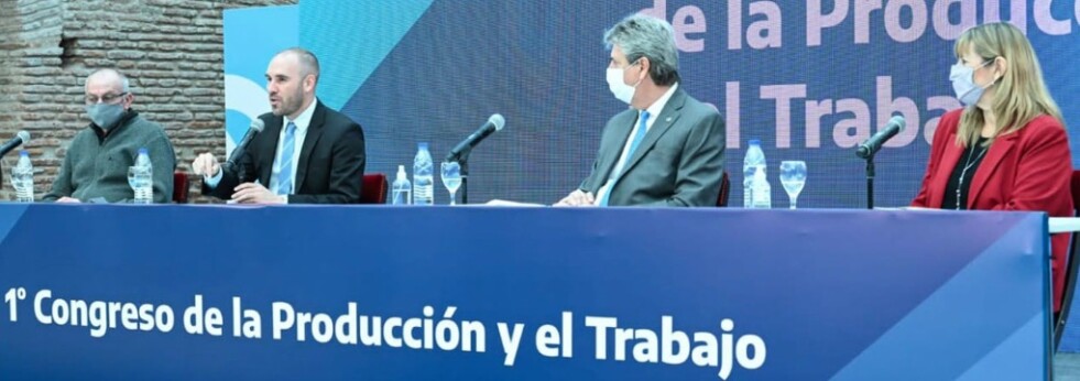 Speroni defiende a la industria naval en el Primer Congreso de Producción y Trabajo