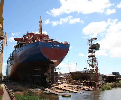 Destacan el rol de la industria naval como generadora de mano de obra