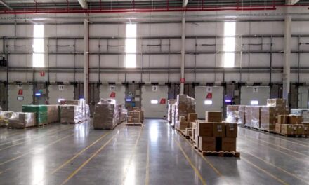 Log-In Farma potencia y multiplica sus puntos de cross docking