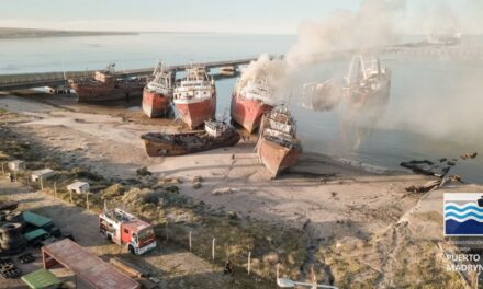 Madryn: Principio de incendio en el buque «Cabo Buena Esperanza»