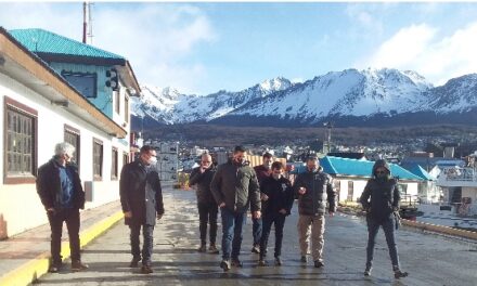 Funcionarios de la AGP visitaron el Puerto de Ushuaia