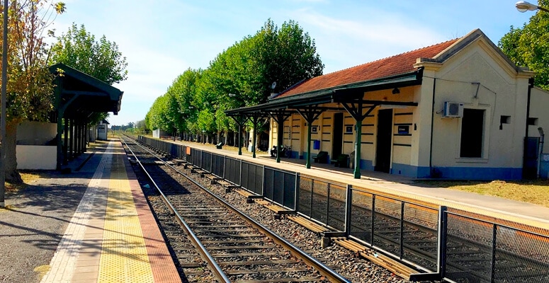 Renovarán cinco estaciones de la Línea Roca