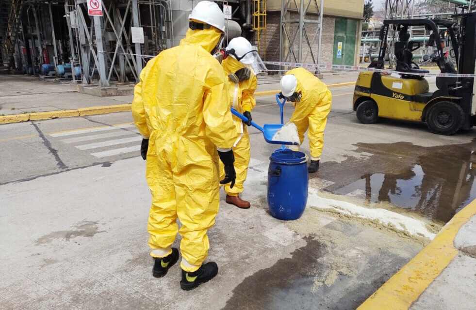 La Prefectura participó de un simulacro de derrame de un producto peligroso en Santa Fe