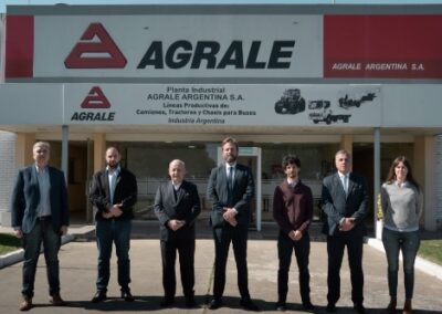 La JST firmó un convenio de cooperación técnica con Agrale