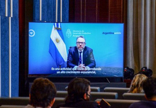 Kulfas destacó la cooperación con China sobre la industria de la Economía del Conocimiento