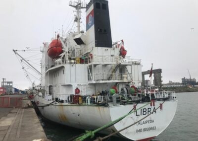 Ante la falta de contenedores, la terminal de mar del Plata pone a disposición un reefer que llevará pescado a granel