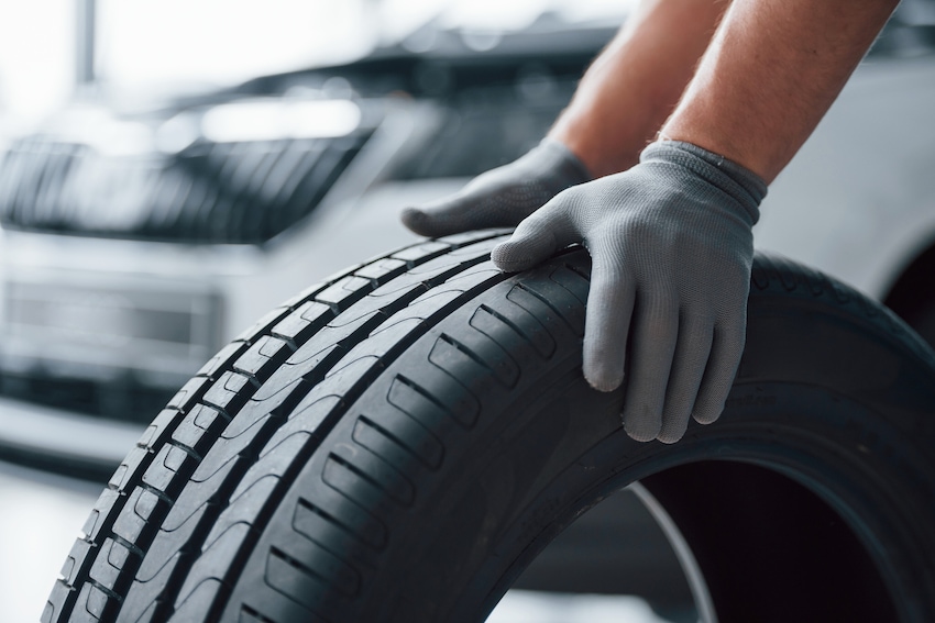 Neumáticos, repuestos, seguros y energía mantienen en alza los costos logísticos en 2021