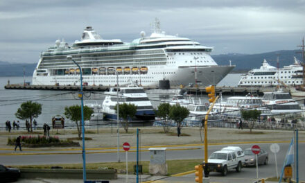 El puerto de Ushuaia se prepara para una temporada récord de cruceros