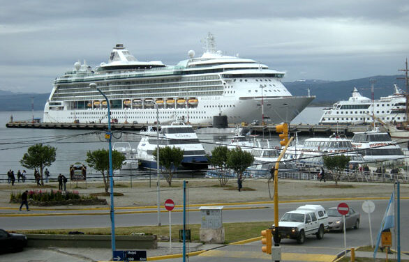 El puerto de Ushuaia se prepara para una temporada récord de cruceros