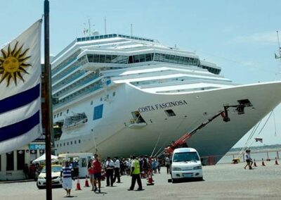 Líneas de cruceros están “cancelando”  la escala en Uruguay