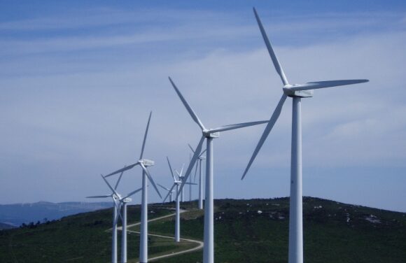 Uruguay apunta a exportaciones de energía de parques eólicos marinos