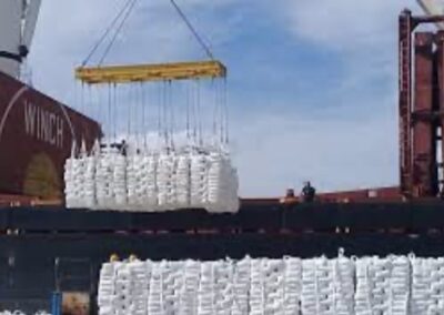 Desde el puerto San Pedro se  vuelve a exportar harina de trigo a Cuba después de 15 años