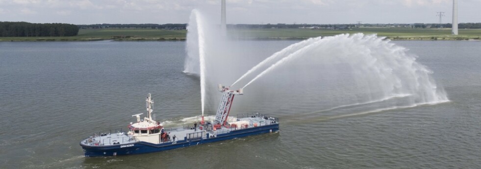 Astilleros Damen entrega buques de extinción de incendios a Flotte Hamburg