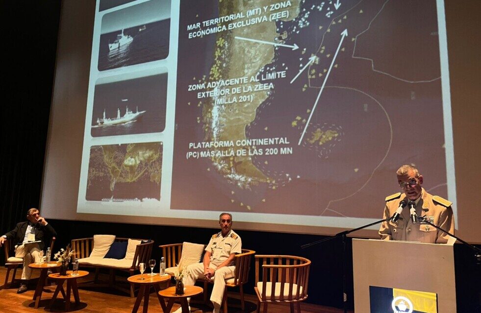 Prefectura en el Encuentro Internacional de la Industria Naval