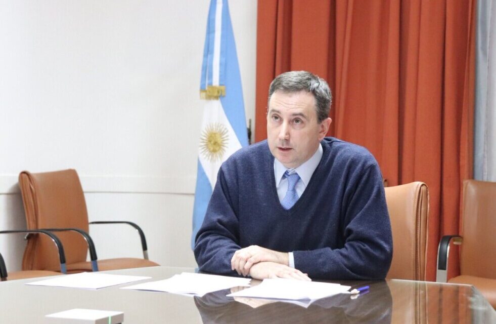 AGP, como presidente del CTC, participó de la apertura del curso de hidrovías en América Latina