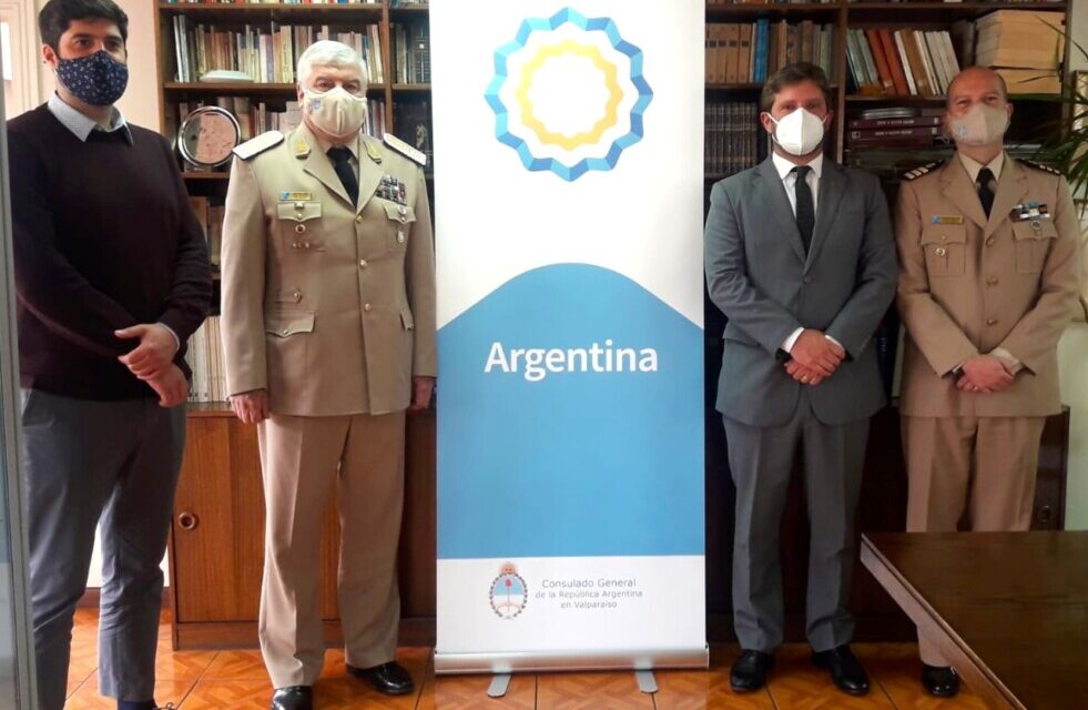El Subprefecto Nacional participa de un congreso internacional en Chile