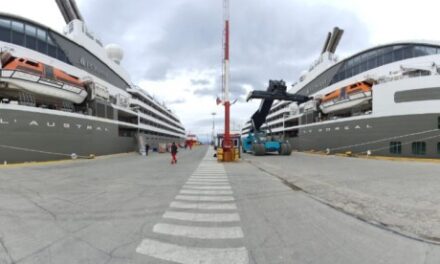 Los gemelos franceses LE BOREAL Y L’ AUSTRAL arribaron al puerto de  USHUAIA