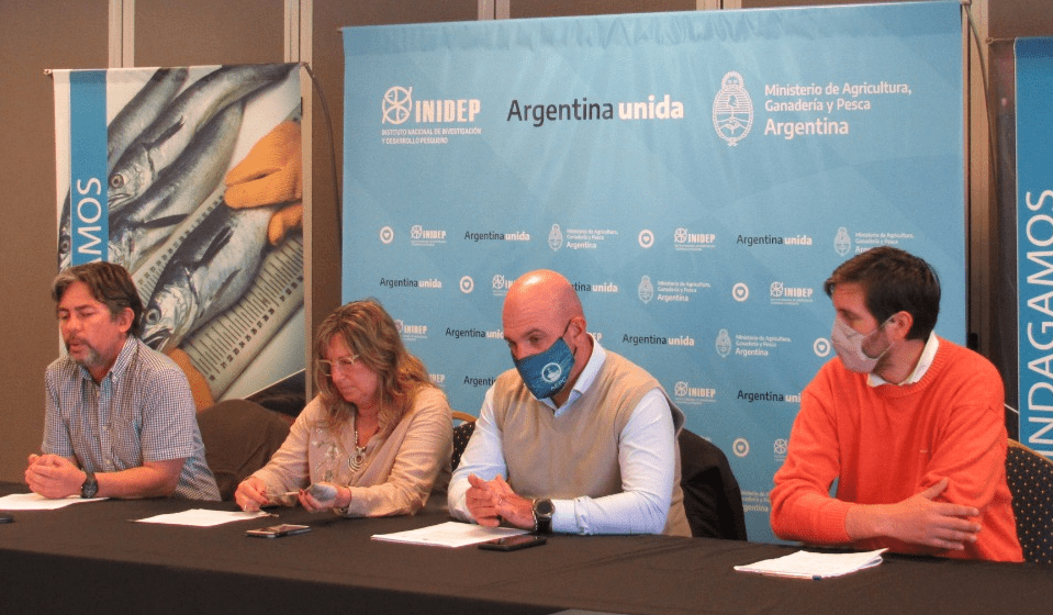 Presentan proyecto de investigación sobre el perfil sociocultural de los patrones y tripulaciones en Mar del Plata