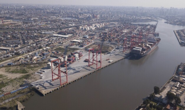 Arrancó la histórica obra de dragado en el Puerto Dock Sud