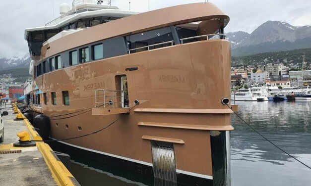 Un yate valuado en 100 millones de euros está varado en Ushuaia porque perdió una de sus anclas
