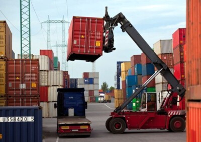 Las exportaciones en noviembre alcanzaron su nivel más alto desde 2012