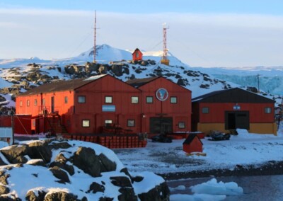 Bibliotecas virtuales para Bases Antárticas Argentinas