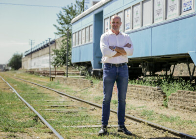 Se aproximan las elecciones en la asociación que aglutina a ferroviarios y personal logístico. Entrevista a Leonardo Salom.