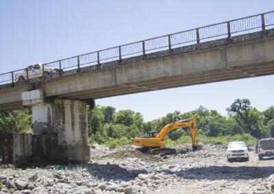 Tucumán: refuerzo del puente sobre el río Cochuna