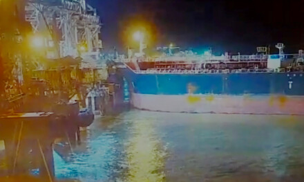 Un buque choca contra el Puerto ACA en San Lorenzo