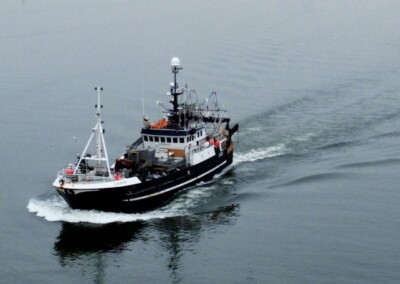 Un barco gallego se hunde en Terranova con 24 tripulantes