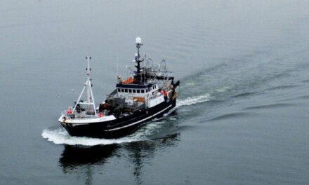 Un barco gallego se hunde en Terranova con 24 tripulantes