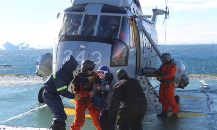 Arribaron las familias a la Base Conjunta Antártica Esperanza