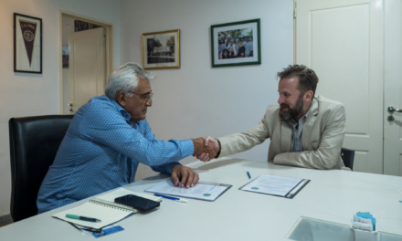 La JST firmó un convenio de cooperación con el gremio de Guincheros