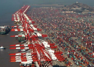 La nueva ola de Covid en China amenaza la cadena logística mundial
