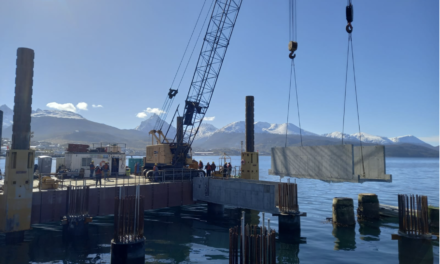 Avanza la ampliación del muelle comercial del Puerto de Ushuaia