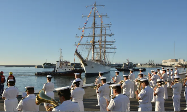 Los Grandes Veleros tomaron amarras en Mar del Plata