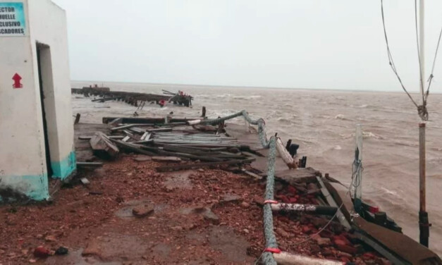 Temporal en Bahía Blanca arrasó el histórico muelle de madera de General Cerri