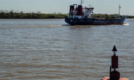 Quedó desierta la licitación por el dragado de la Vía de Navegación Troncal del Paraná