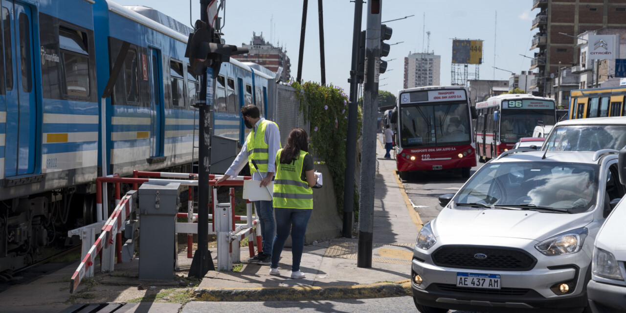 La JST realizó un relevamiento ferro vial, tras dos nuevos accidentes en un paso a nivel de Ciudadela