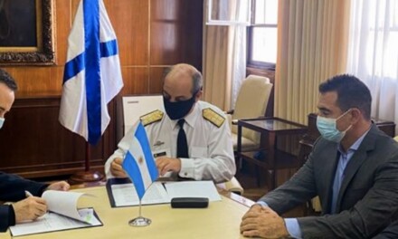 La Administración General de Puertos y la Armada Argentina firmaron convenio de capacitación