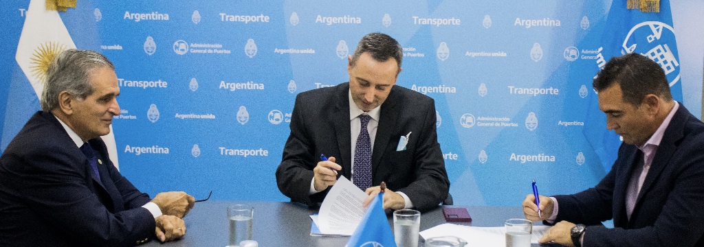 AGP firma convenio para incorporar tecnología de punta en el control y gestión de la Vía Navegable Troncal