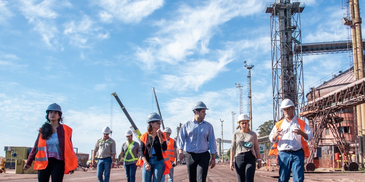 Autoridades de los ministerios de Producción e Infraestructura bonaerenses visitaron el Puerto de San Nicolás