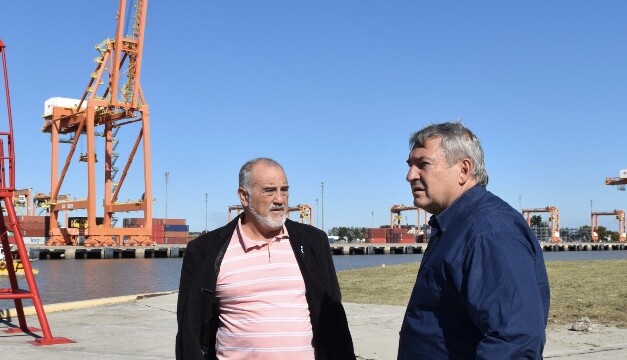 D´Onofrio en el puerto de La Plata habla de optimizar la logística portuaria ￼