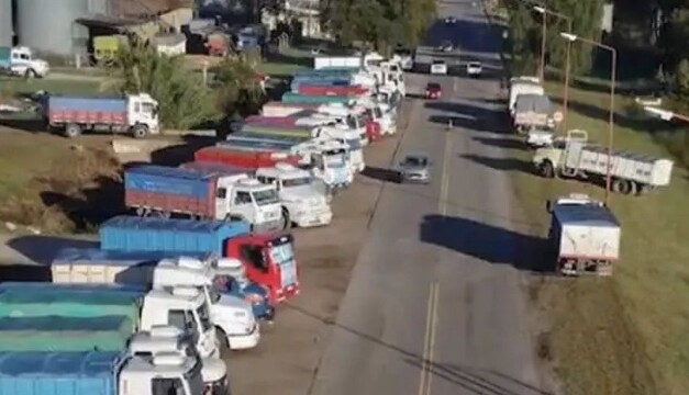Se levanto el paro al transporte luego de arduas negociaciones