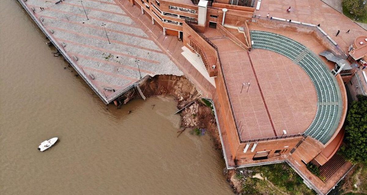 Firman convenio para reparar y ampliar los muelles de parque España