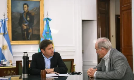 Puerto Quequén: Reunión de Jorge Alvaro con el gobernador Axel Kicillof