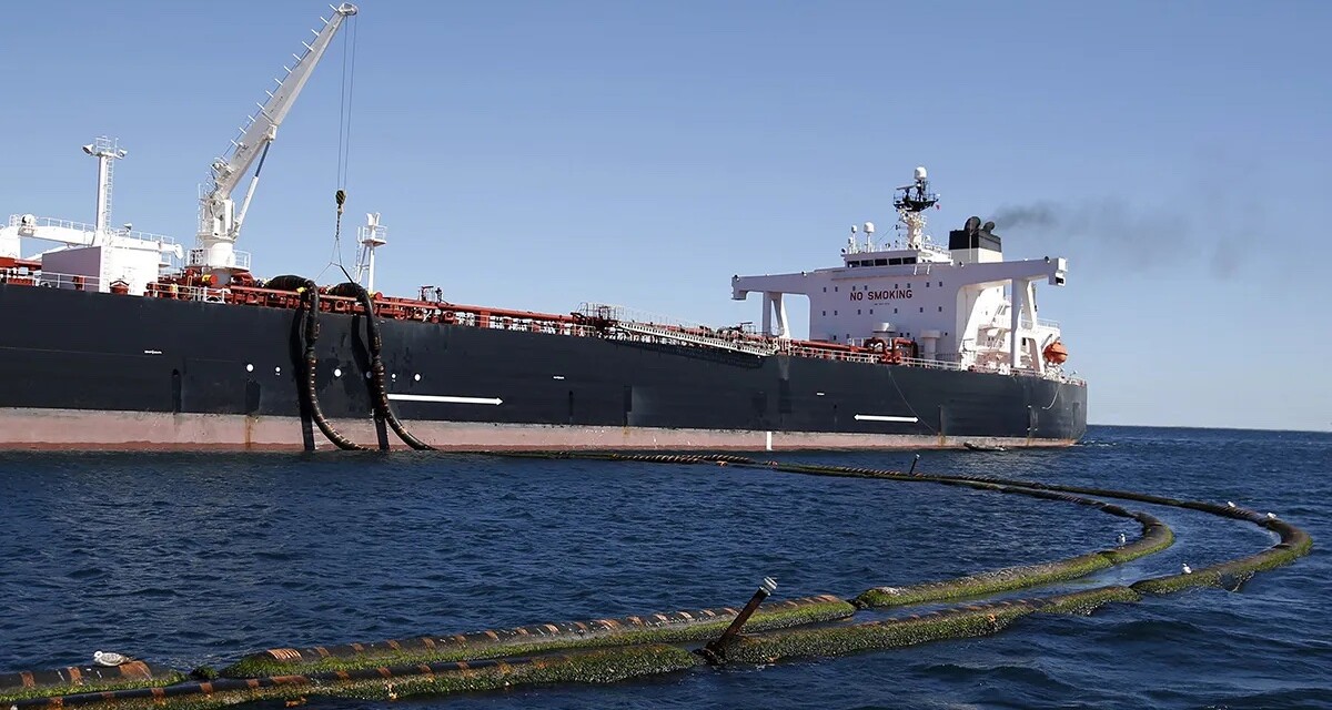 Inversión para duplicar la capacidad de transporte de petroleo desde Neuquén a Puerto Rosales