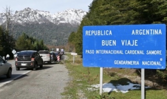 Retoman servicio de colectivos de Bariloche a Chile
