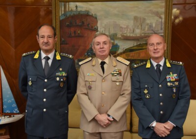 Prefectura recibe delegación de la Guardia di Finanza Italiana