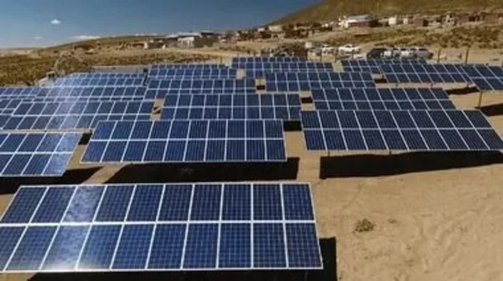 Neuquén recibió 2000 paneles solares para iniciar la generación de energía